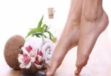पैरों को चाहिए केयर रोजाना, इन टिप्स को फॉलो करके