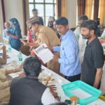 डीएम-एसपी ने तहसील सदर में सम्पूर्ण समाधान दिवस में फरियादियों की सुनी समस्याएं
