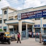 स्कूली वाहनों की फिटनेस एवं परमिट नवीनीकरण का कार्य तत्काल करा लें, अन्यथा की जाएगी कठोर कार्रवाई : आर०टी०ओ०