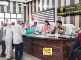 डीएम-एसपी ने तहसील सदर में सम्पूर्ण समाधान दिवस में फरियादियों की सुनी समस्याएं