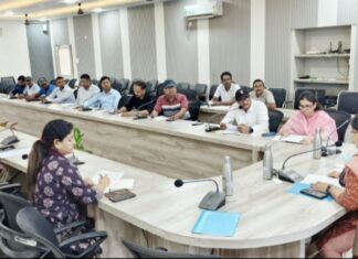 डीएम की अध्यक्षता में 100 दिवसीय सघन टीबी अभियान की समीक्षा बैठक संपन्न