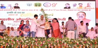 सरकार का उद्देश्य केवल योजनायें बनाना नहीं अपितु उन योजनाओं को प्रत्येक किसान तक पहुंचाना- उद्यान मंत्री