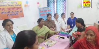 सीडीओ ने 40 कन्याओं का जन्मोत्सव मना कर बच्चियों को उपहार देकर महिलाओं को किया सम्मानित