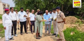 जिलाधिकारी ने सीवर लाइन योजना के कार्य का किया निरीक्षण सुपर मार्केट समेत विभिन्न स्थानों पर चल रहे कार्यों की जमीनी हकीकत परखी, अधिकारियों को दिए आवश्यक निर्देश