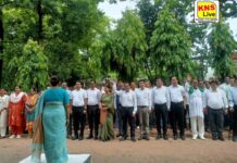 जनपद रायबरेली में स्वतंत्रता दिवस पर विकास भवन में शान से लहराया तिरंगा मुख्य विकास अधिकारी अंजुलता ने किया ध्वजारोहण