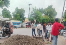 डीएम ने धनपालपुर पेयजल योजना का किया स्थलीय निरीक्षण