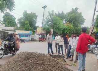 डीएम ने धनपालपुर पेयजल योजना का किया स्थलीय निरीक्षण