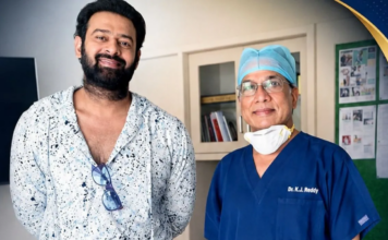 हैदराबाद के एक प्राइवेट हॉस्पिटल के डॉक्टर ने प्रभास के साथ तस्वीर पोस्ट की है,