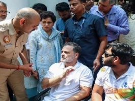 दिल्ली में एक बार फिर सियासी हलचल बढ़ गई है