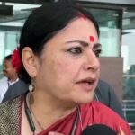 मंत्री अग्निमित्रा पॉल ने मीटिंग में अफसरों को उनके इलाके में बनीं अवैध इमारतों के वीडियो दिखाए और पूछा कि जब ये बिल्डिंग बन रही थीं,