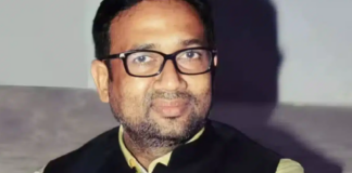 विधानसभा में बसपा के इकलौते विधायक उमाशंकर सिंह का शुक्रवार को राजकीय सम्मान के साथ अंतिम संस्कार किया गया।