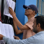 दिल्ली में एसआईआर के तहत नोटिस भेजे जा रहे हैं. अब एक चौंकाने वाला नाम सामने आया है.