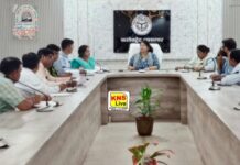 जिला रायबरेली में पोषण समिति एवं जिला बाल संरक्षण समिति की बैठक में योजनाओं की समीक्षा कर अधिकारियों को दिए गए आवश्यक दिशा-निर्देश