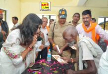 ऊंचाहार के चरडई चौराहा में होने वाले शिवमहापुराण कथा और कलश यात्रा के लिए मनी पांडे ने घर-घर जाकर दिया आमंत्रण