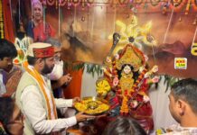 राज्यपाल के ‘जन भवन’ में आयोजित गरबा महोत्सव में शामिल हुए कैबिनेट मंत्री मनोज पांडेय, मां दुर्गा की विधि-विधान से की आरती