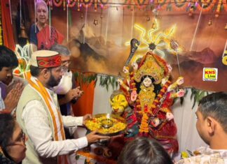 राज्यपाल के ‘जन भवन’ में आयोजित गरबा महोत्सव में शामिल हुए कैबिनेट मंत्री मनोज पांडेय, मां दुर्गा की विधि-विधान से की आरती
