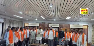 कैबिनेट मंत्री मनोज पाण्डेय ने ऊँचाहार में कार्यकर्ताओं संग की बैठक, समाजवादी पार्टी छोड़कर भाजपा में शामिल हुए नेताओं का हुआ स्वागत