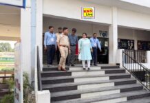 डीएम व एसपी ने पीईटी-2026 के विभिन्न परीक्षा केंद्रों निरीक्षण कर व्यवस्थाओं का लिया जायजा