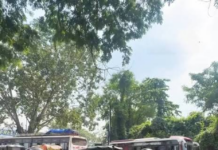जमशेदपुर के मानगो क्षेत्र में सोमवार को भीषण ट्रैफिक जाम लगा, जिससे शहरवासियों को पांच घंटे तक भारी परेशानी का सामना करना पड़ा